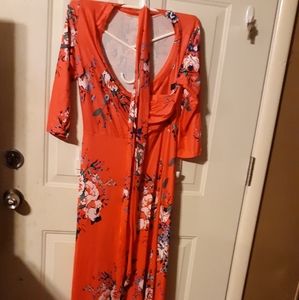 Bright red long dress. Size Medium. Flowered. NWT.